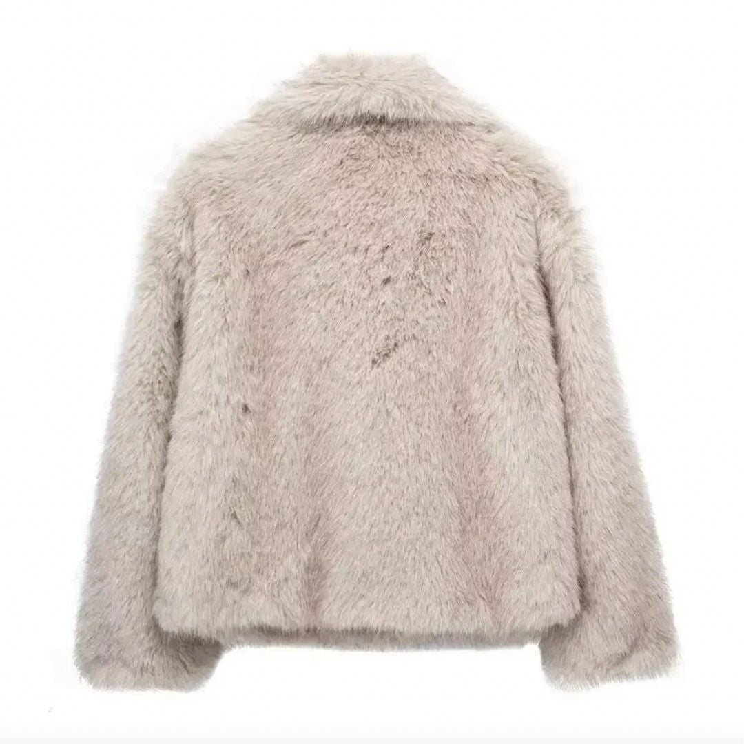 CROWN CLASS™ | FUR COAT